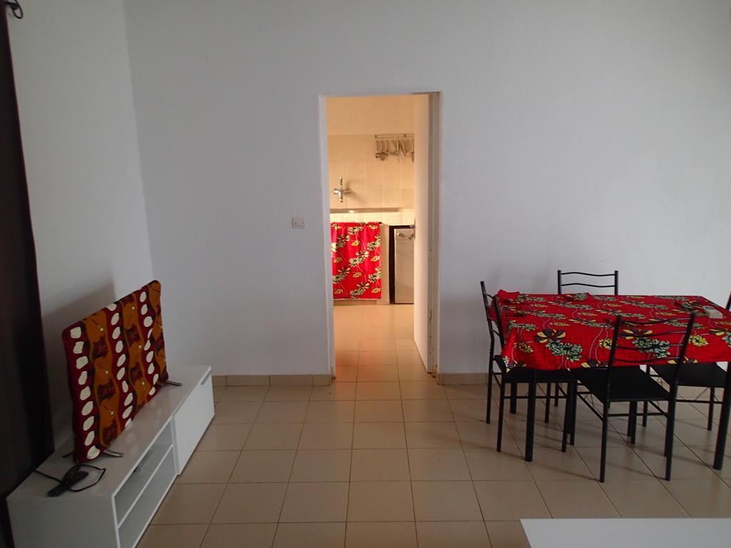 Ferienwohnung Le Dolmen De Mbour Exterior foto